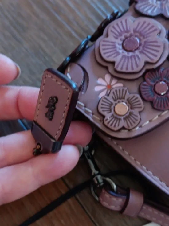 Coach Dusty Rose Tea Rose Clutch With Handtag - Picture 16 of 16